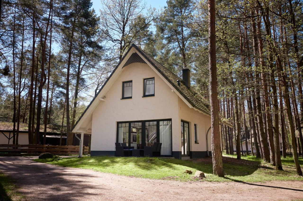 Van Der Valk Naturresort Drewitz Nossentiner Huette Esterno foto
