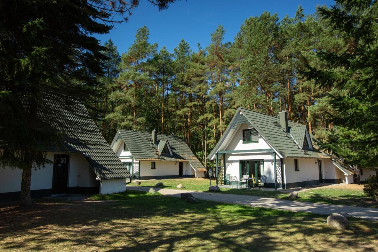 Van Der Valk Naturresort Drewitz Nossentiner Huette Esterno foto
